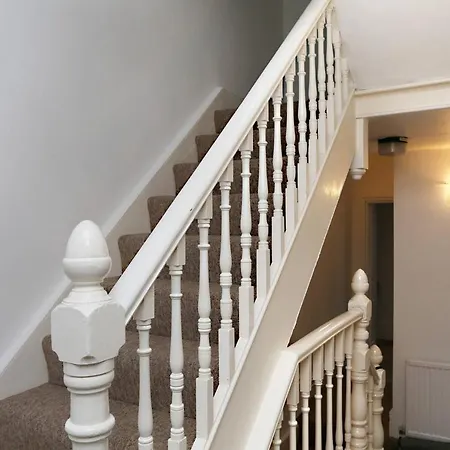 Apartment Bright & Spacious 3 Bedroom Maisonette In Redland Bristol