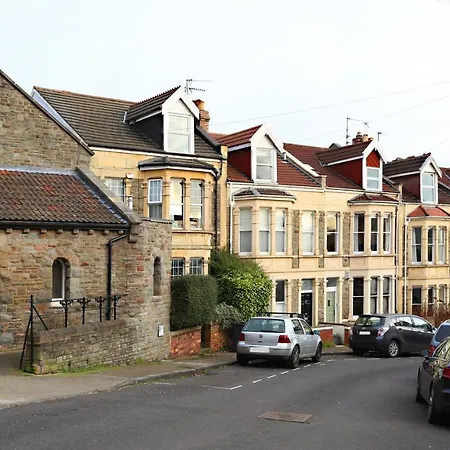 Apartment Bright & Spacious 3 Bedroom Maisonette In Redland Bristol